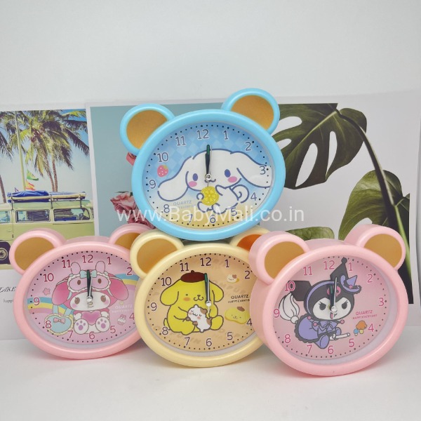 Sanrio Oval Clock || Item No.RK-329-1